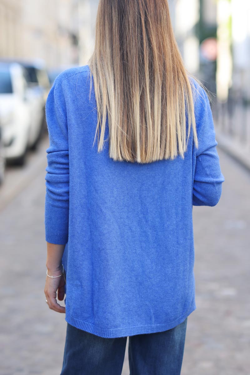 Pull basique bleu lavande col V D001 (1)