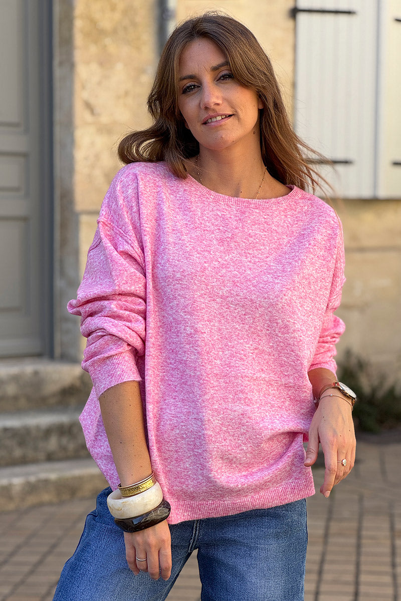 Pull basique rose en petite maille chiné couture apparente col bateau
