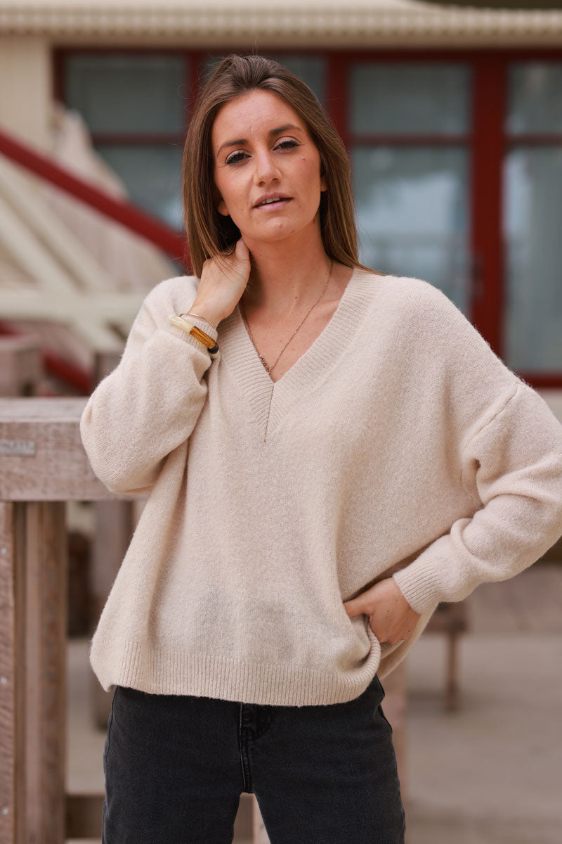 Jersey básico canalé cuello pico alpaca punto suave beige