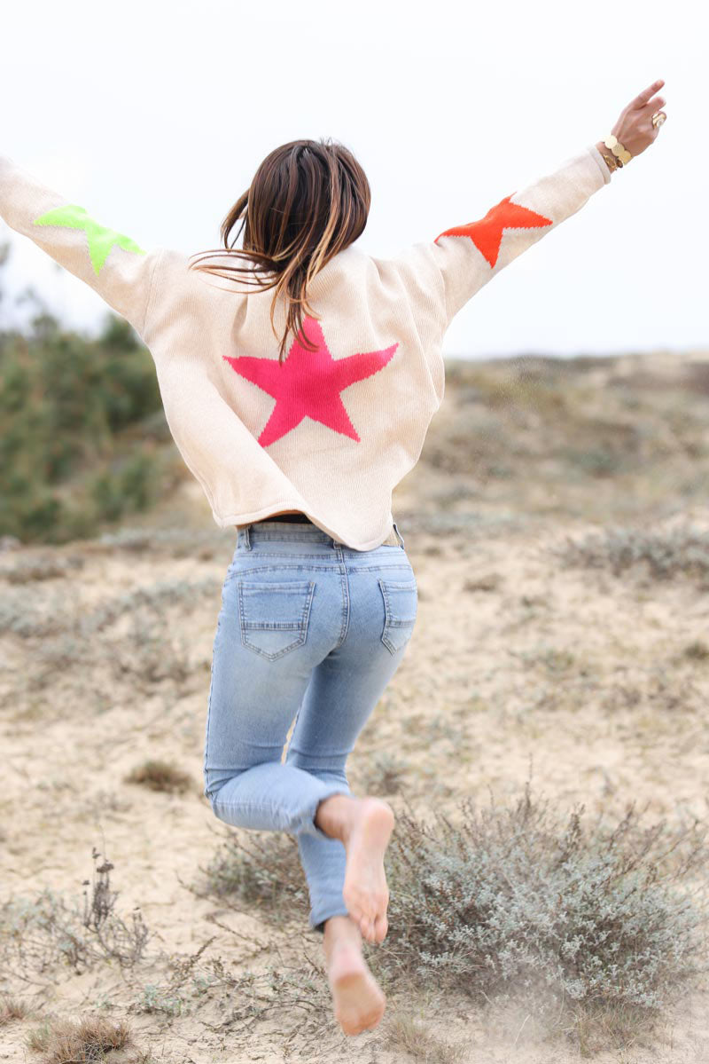 Pull beige en maille coton étoiles colorées dos et manches