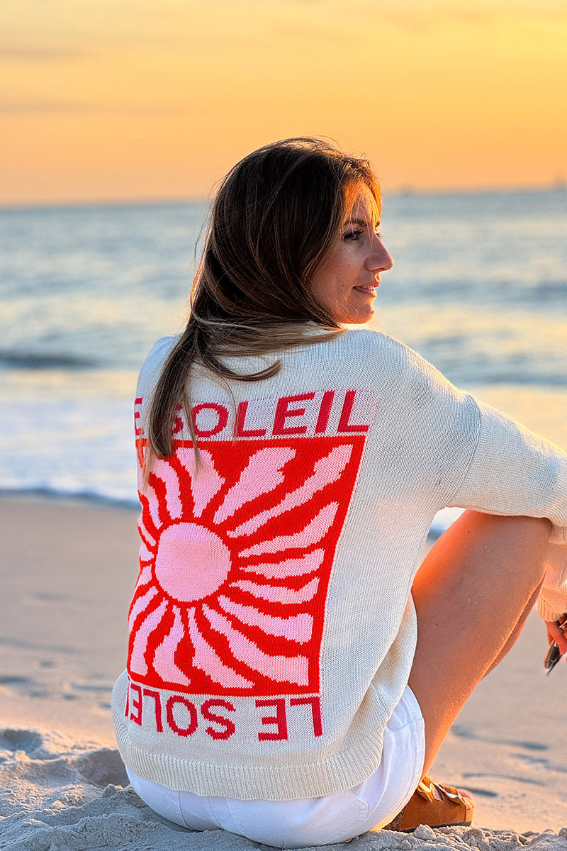 Pull beige en maille coton mélangé motif Le Soleil coloré au dos
