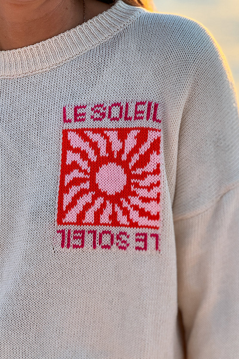 Pull beige en maille coton mélangé motif Le Soleil coloré au dos