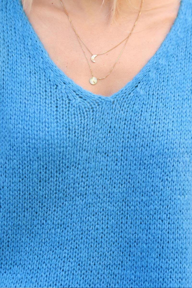 Pull bleu jean en maille col v manches chauve souris