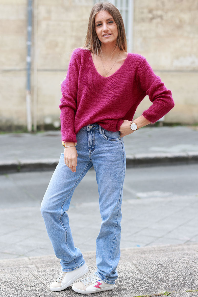Pull framboise coupe ajustée en petite maille col v