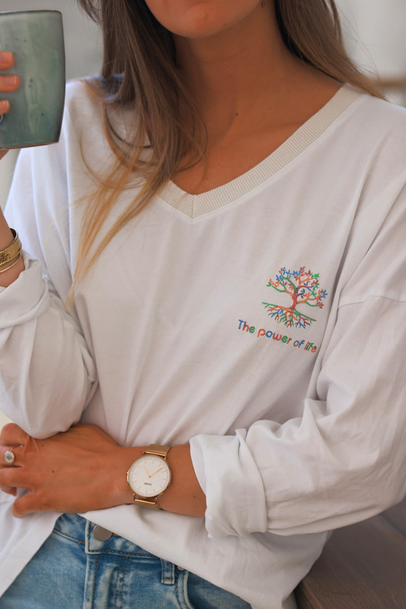 Pull en coton blanc broderie arbre de vie multicolore col V