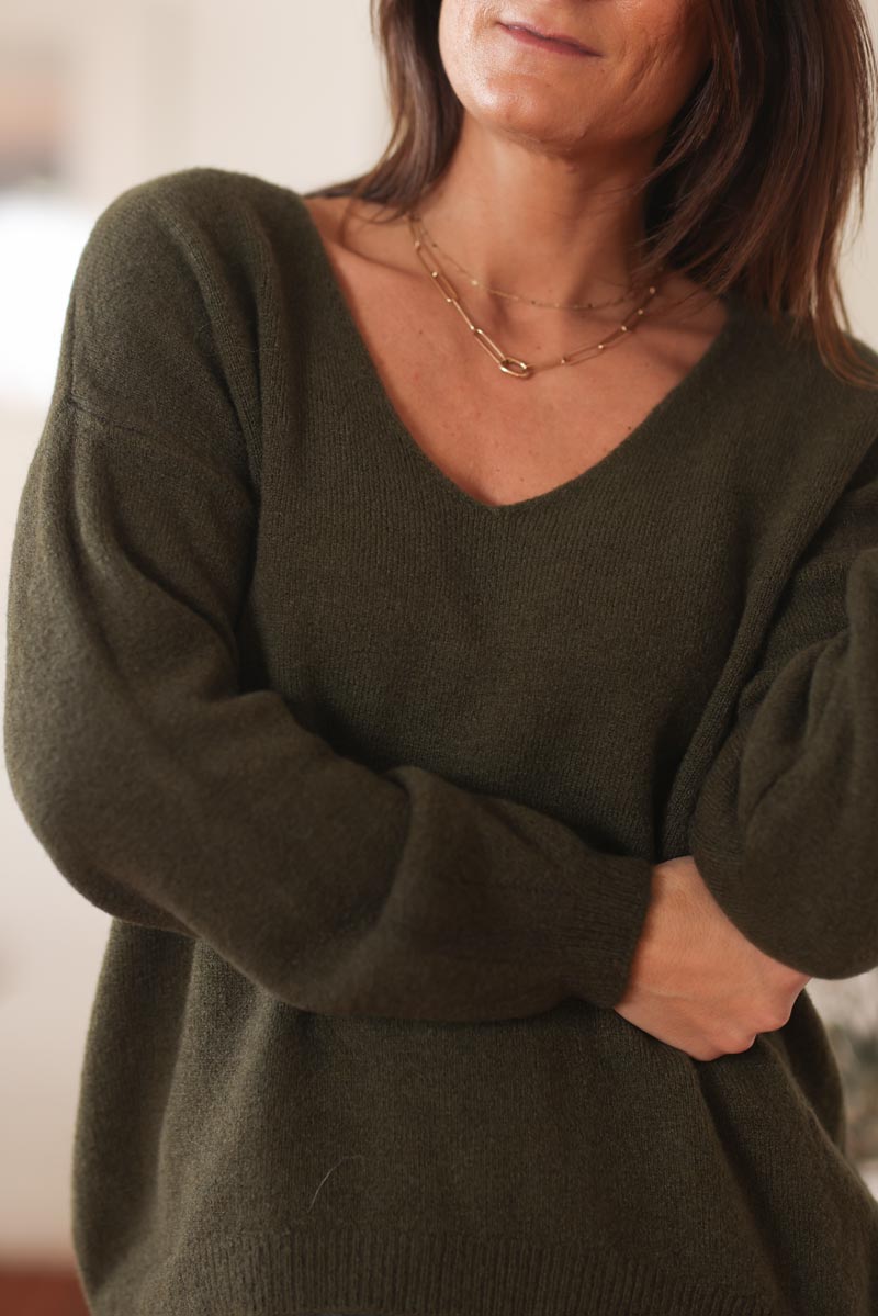 Pull doux et moelleux kaki basique col v e268 (1)
