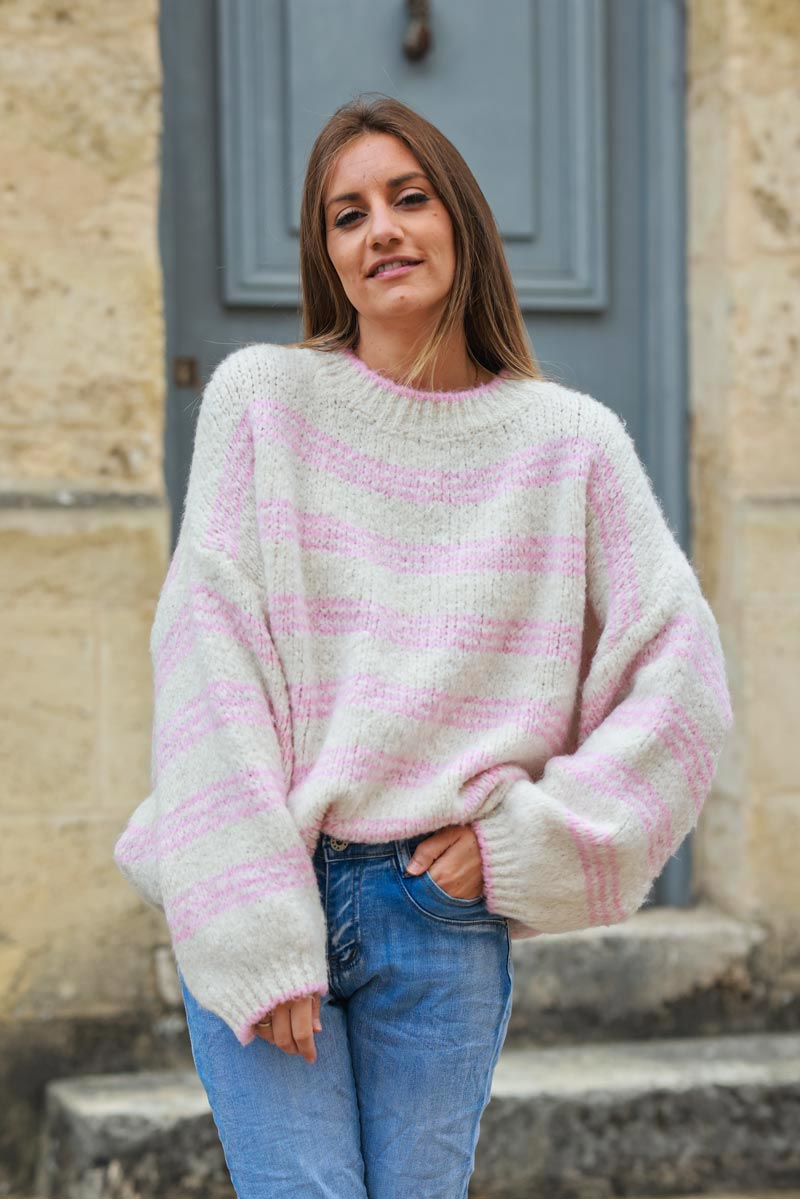 Pull grosse maille beige col rond rayures rose pale