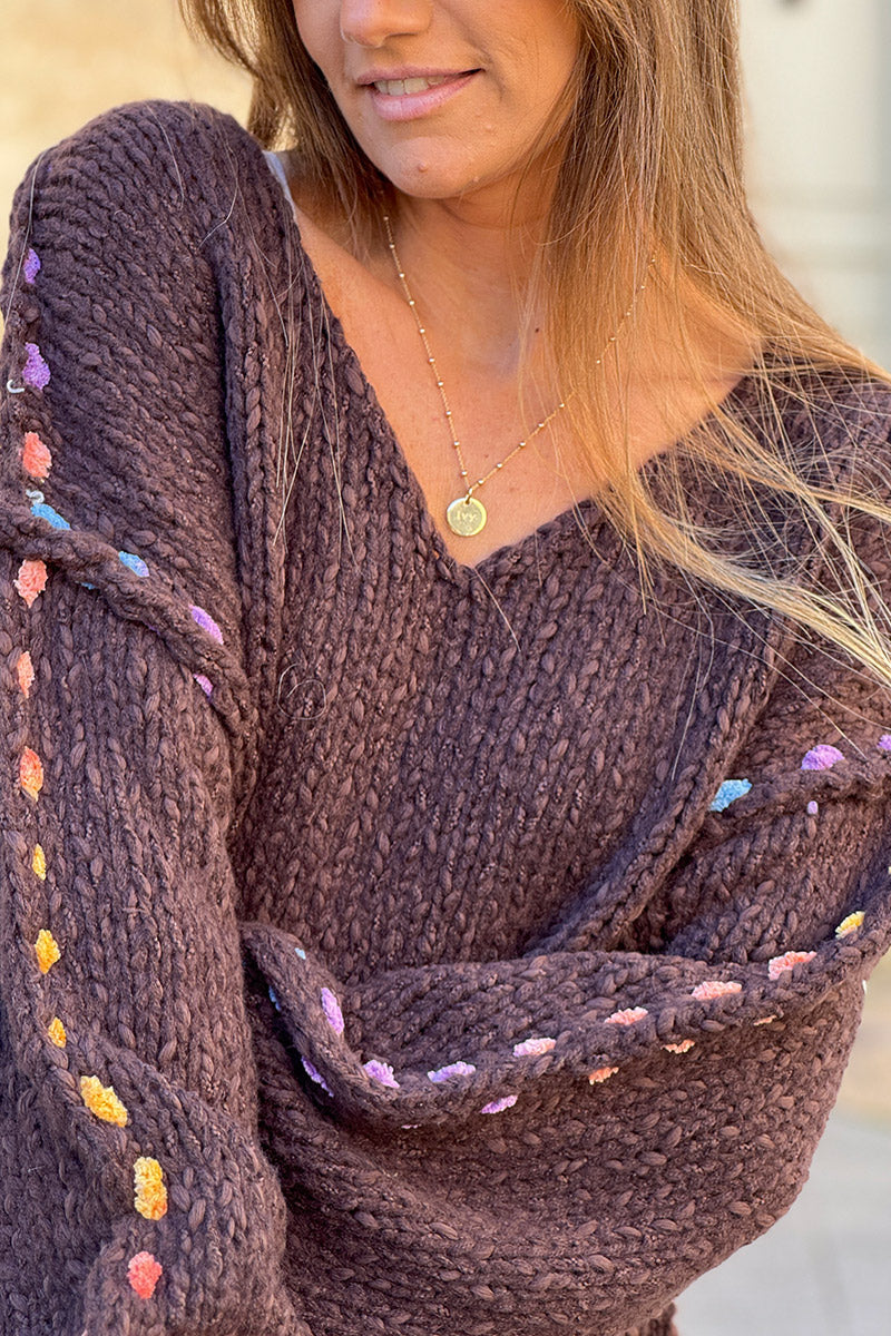 Pull grosse maille marron coutures apparentes fils chenille coloré