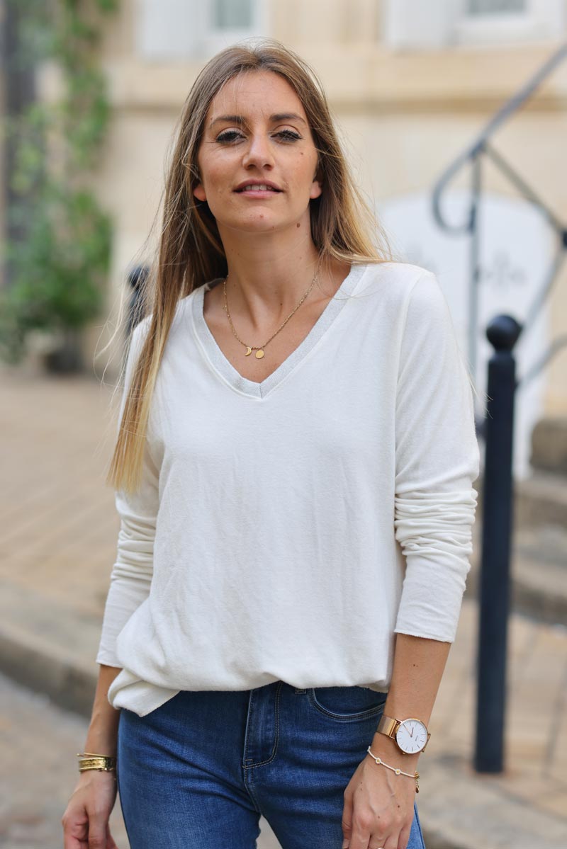 Pull jersey blanc casse tout doux col v brillant H314 (1)