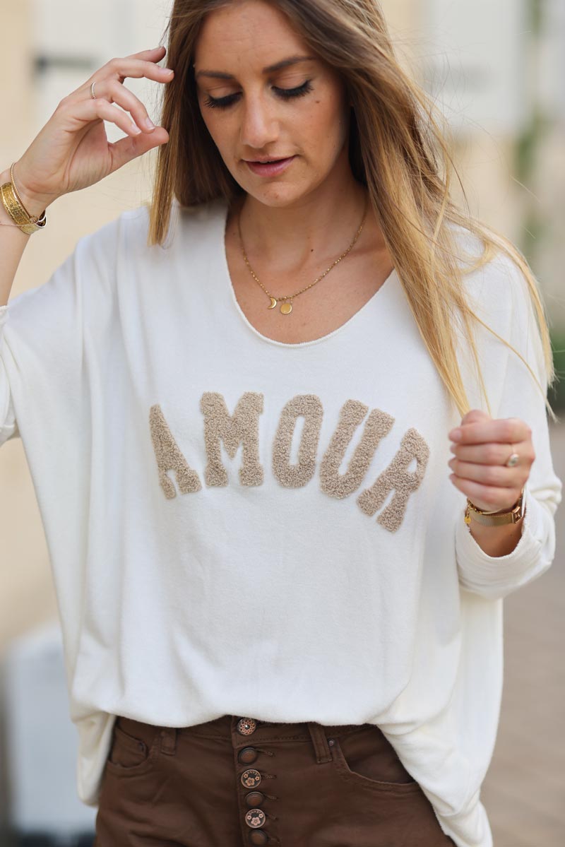 Pull jersey blanc casse tout doux et large broderie amour eponge g056 (1)