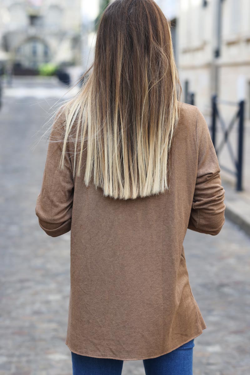 Pull jersey camel tout doux col v brillant H314 (1)