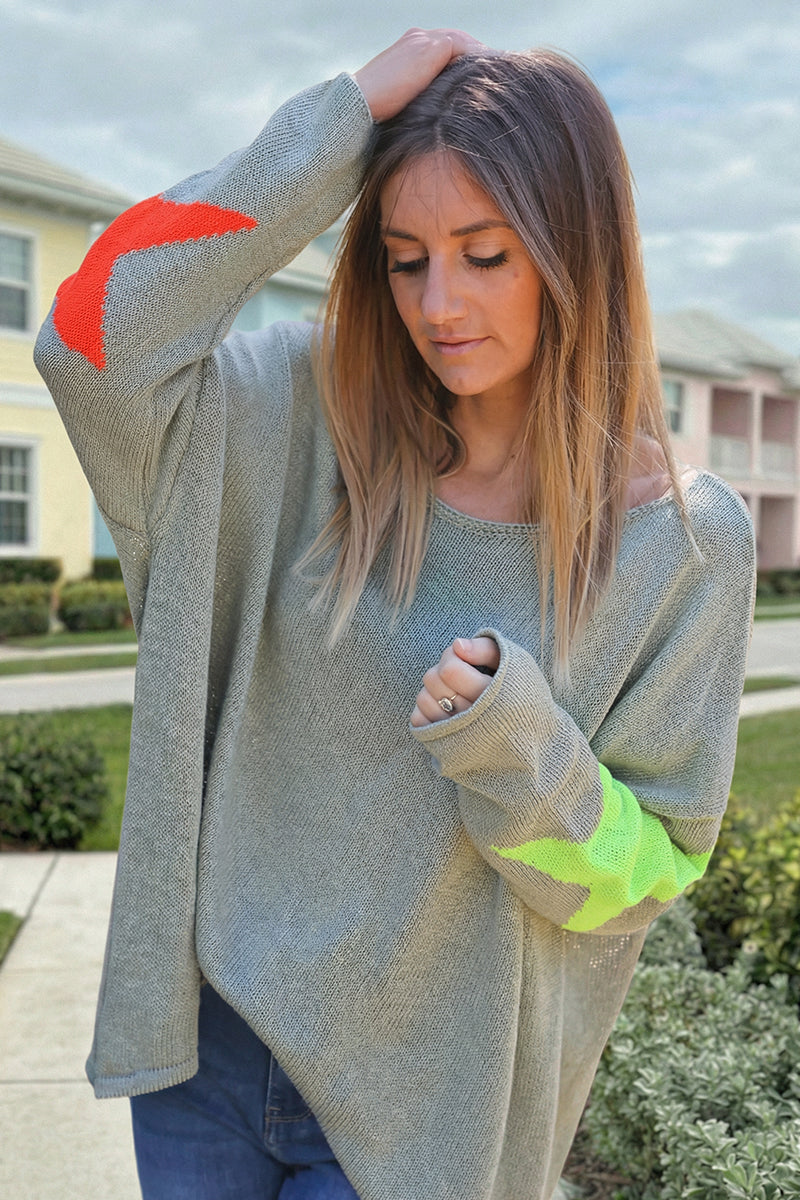 Khaki knit sweater with colourful stars