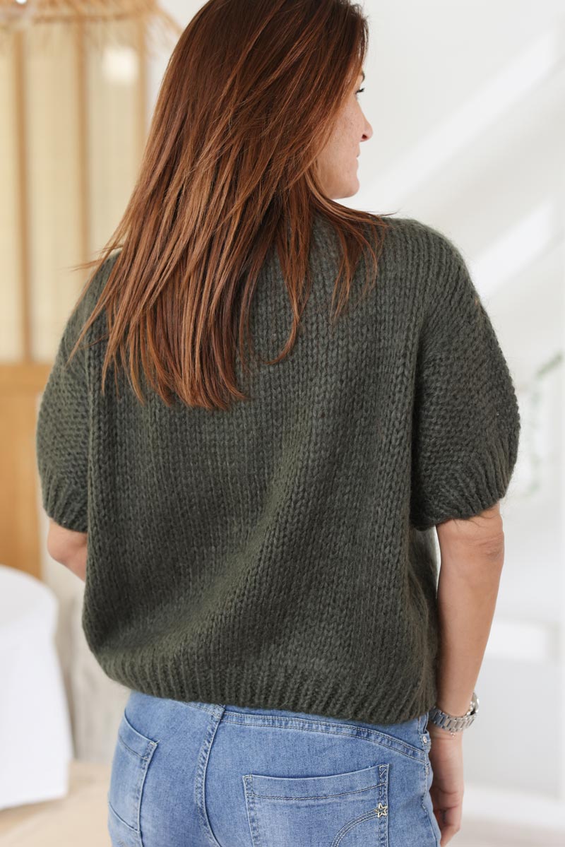 Pull kaki manches courtes a grosse maille col rond H006 (1)