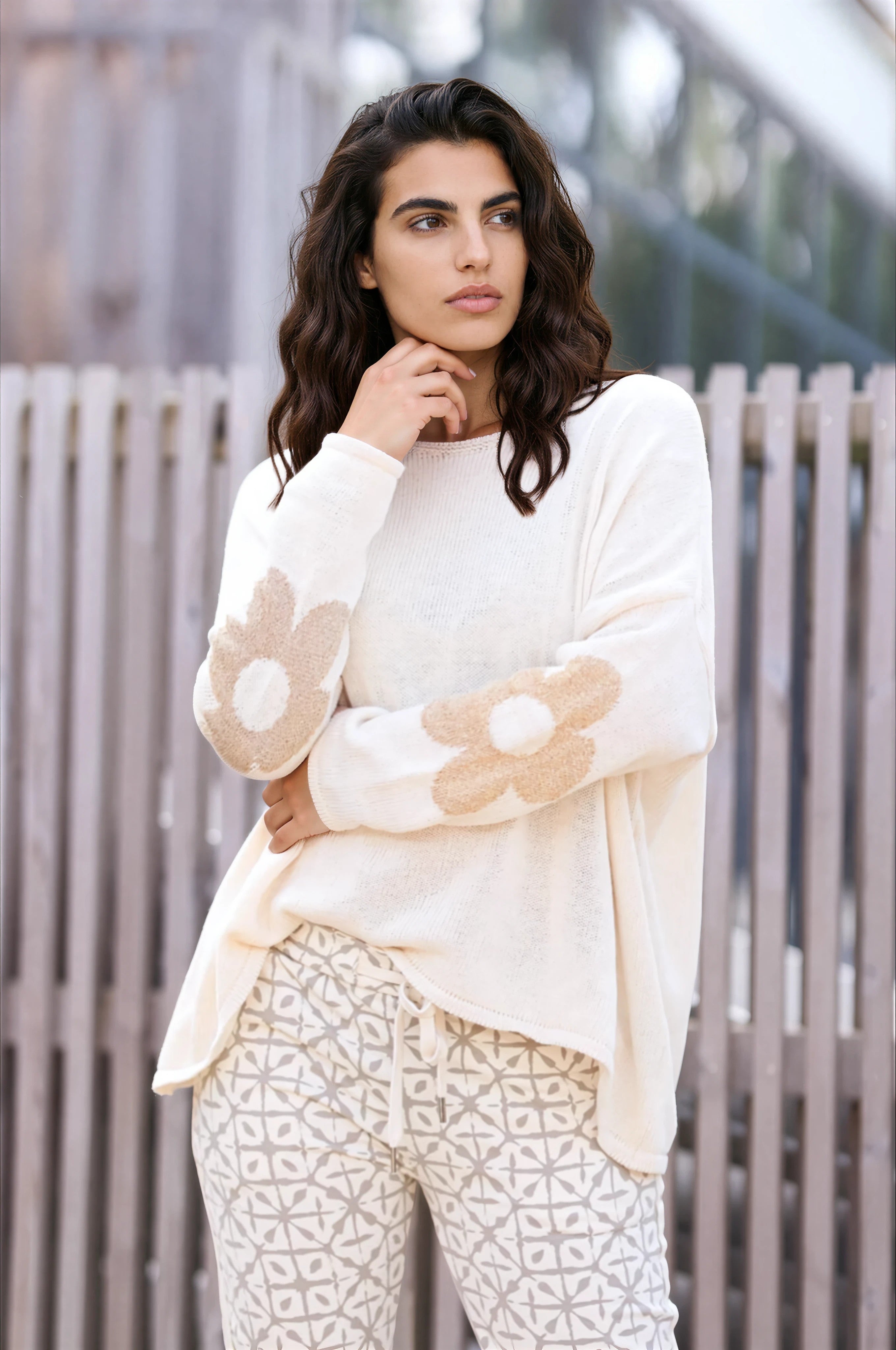 Beige cotton knit jumper with gold flowers on sleeves and back