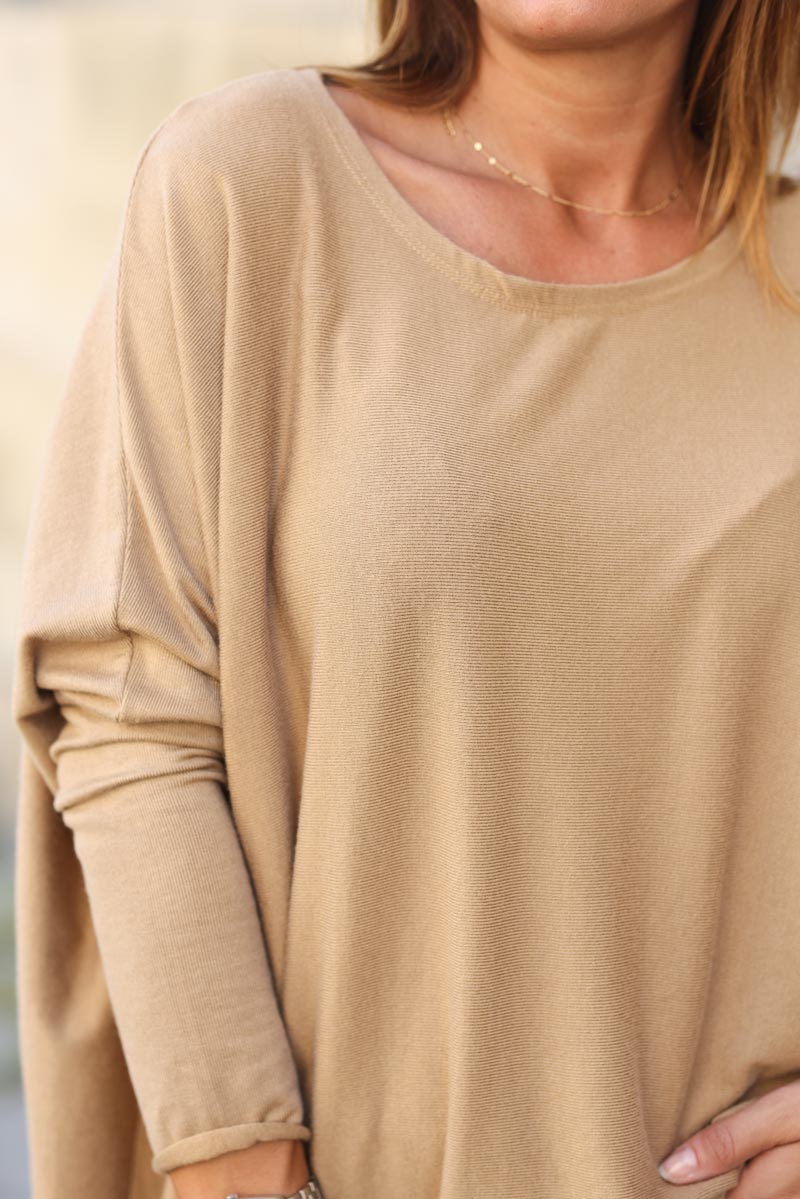 Pull large camel manches chauve souris