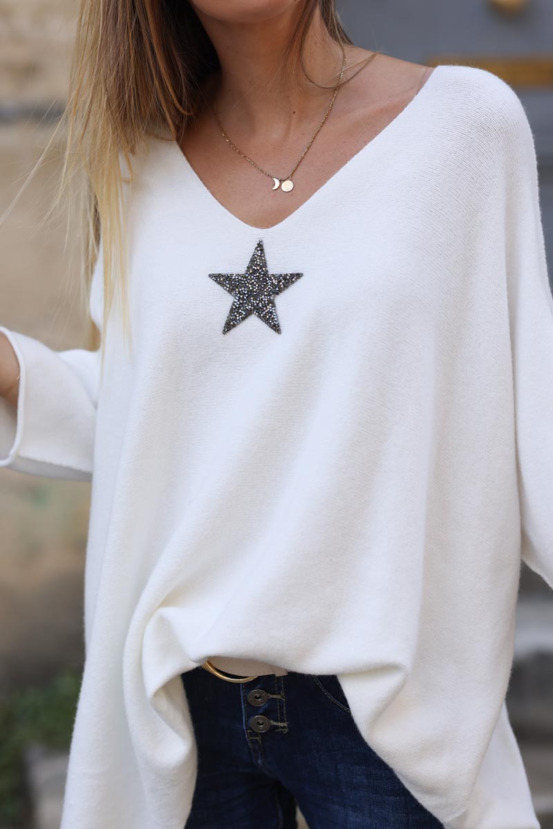 Pull large tout doux blanc casse manches chauve-souris etoile strass g351 (1)