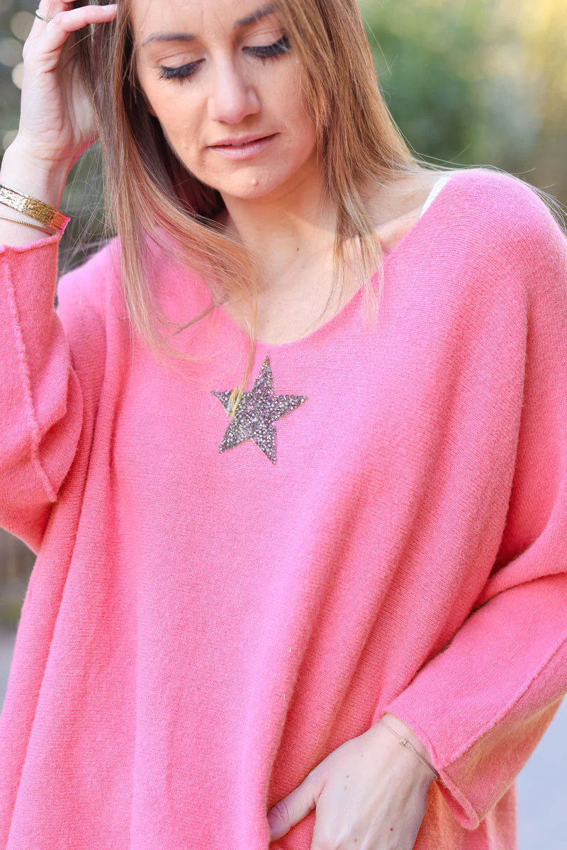 Pull large tout doux rose à manches chauve-souris et étoile en strass