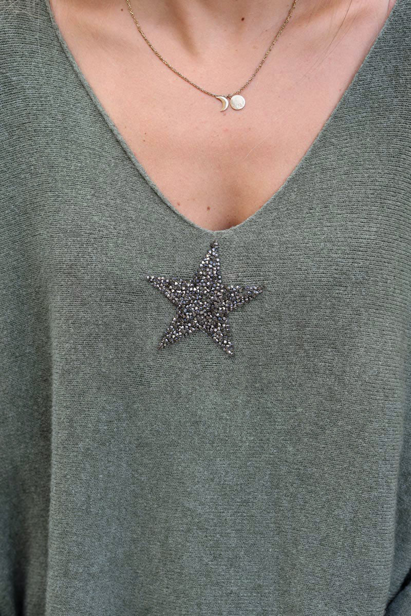 Pull large tout doux kaki manches chauve-souris étoile strass