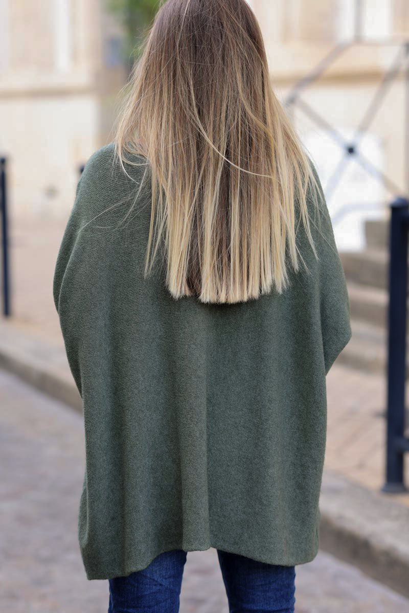 Pull large tout doux kaki manches chauve-souris étoile strass