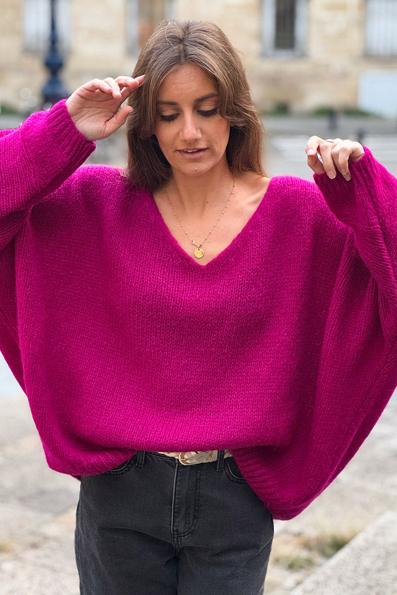 Pull lie de vin en maille col v manches chauve souris