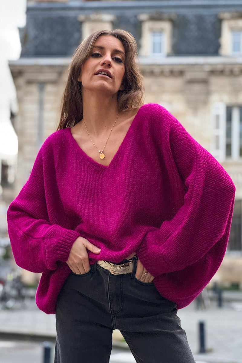 Pull lie de vin en maille col v manches chauve souris