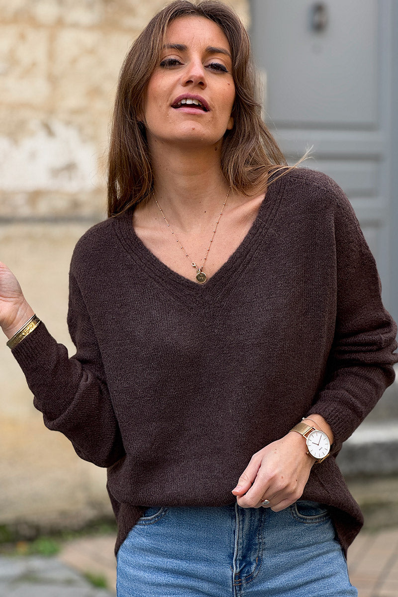 Pull marron en maille alpaga tout doux détail col v
