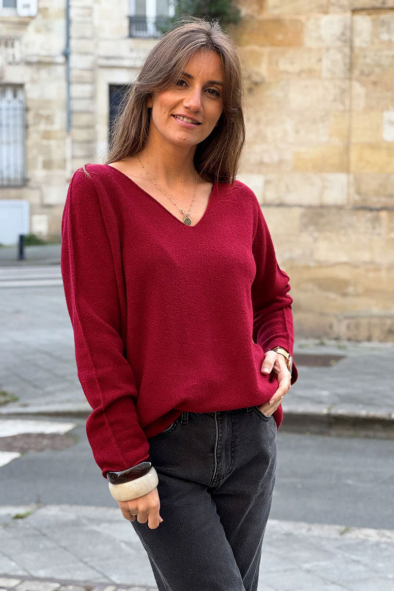 Pull moelleux tout doux bordeaux col V