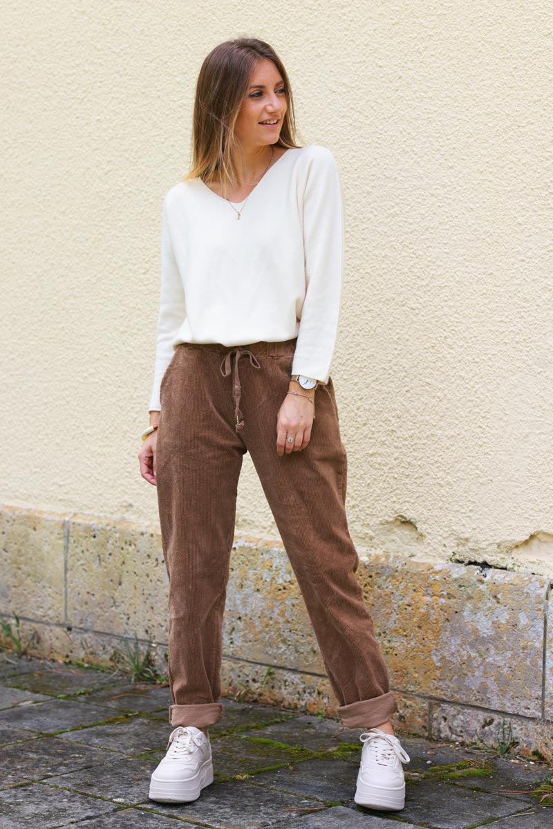 Pull moelleux tout doux écru col v