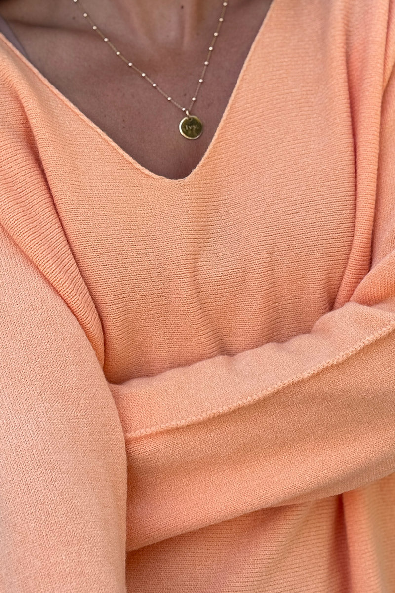 Pull moelleux tout doux orange pastel col v