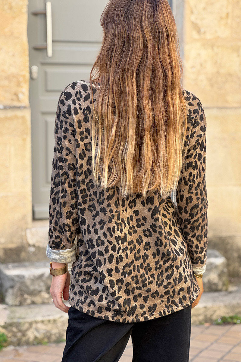 Pull petite maille laine camel imprime léopard