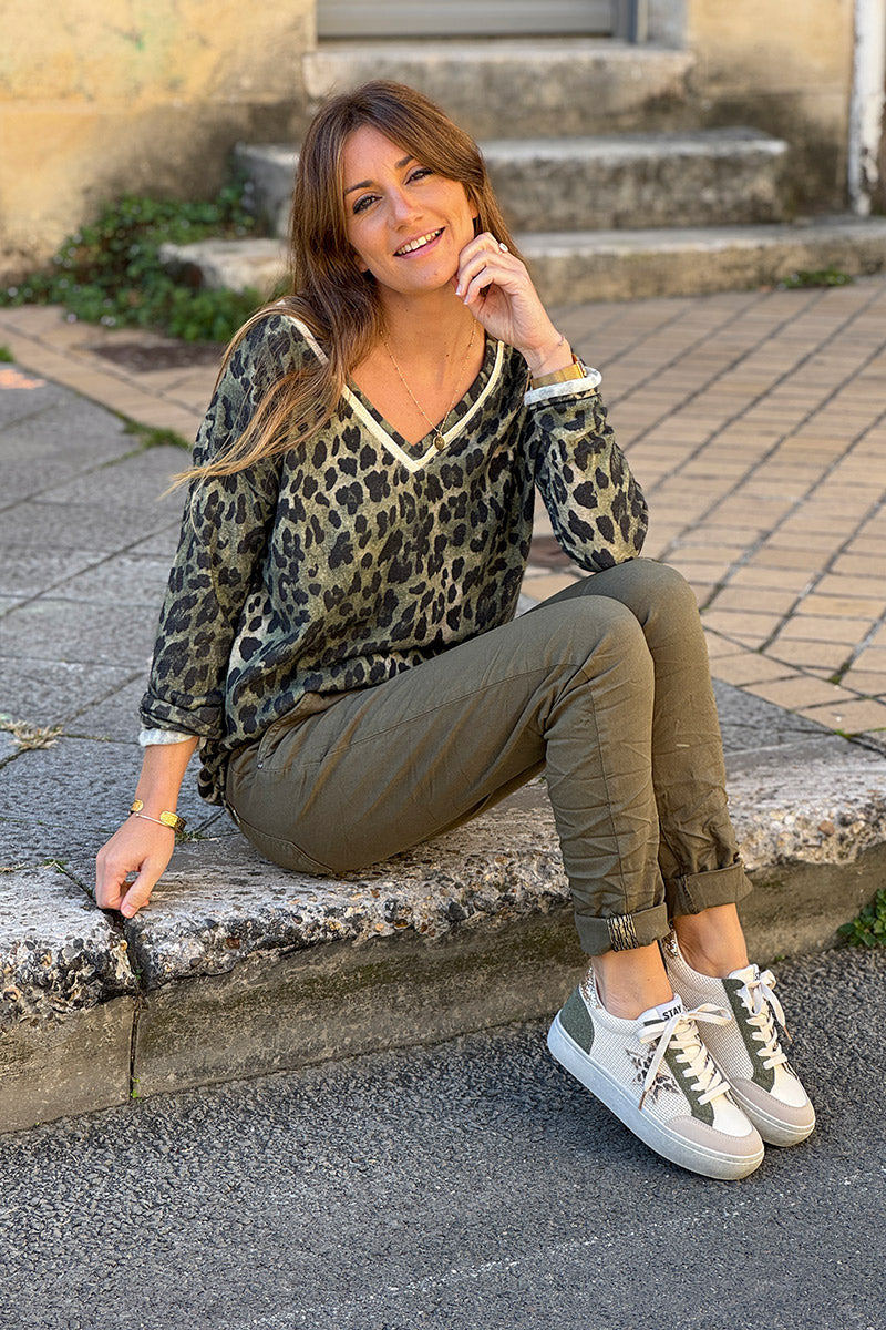 Pull petite maille laine kaki imprimé léopard