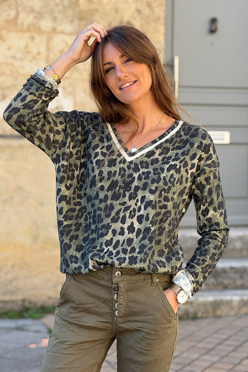 Pull petite maille laine kaki imprimé léopard