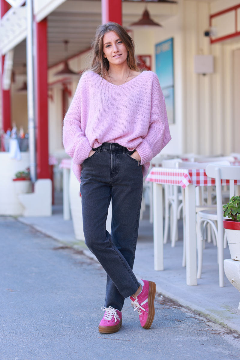 Powder pink Woollen v-neck Sweater with Batwing sleeves