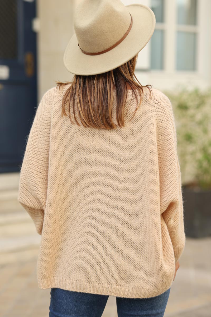 Pull sable en maille col v manches chauve souris e260 (1)