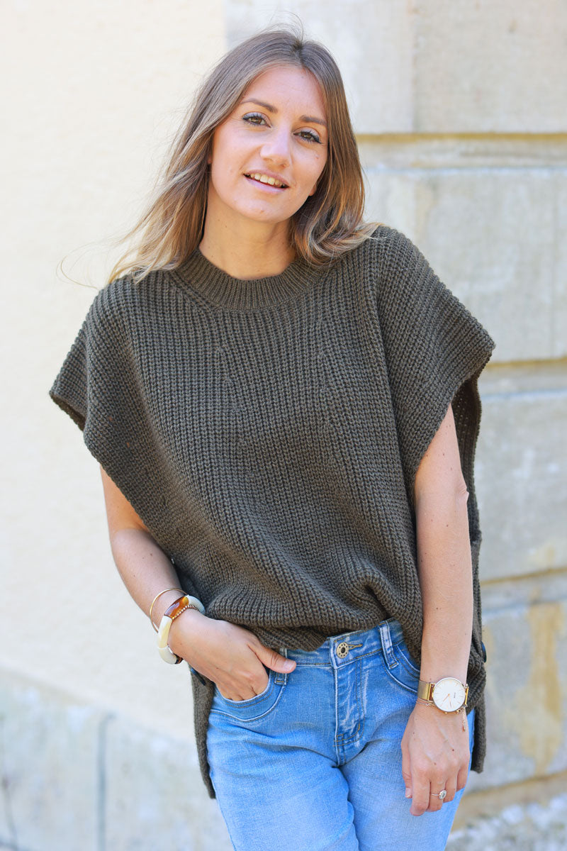 Khaki sleeveless chunky crochet knit sweater with large button