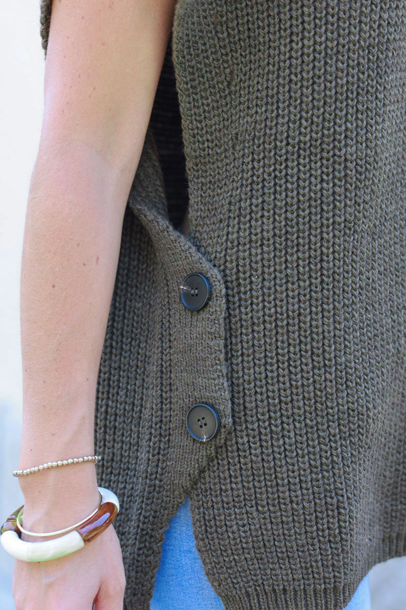 Khaki sleeveless chunky crochet knit sweater with large button