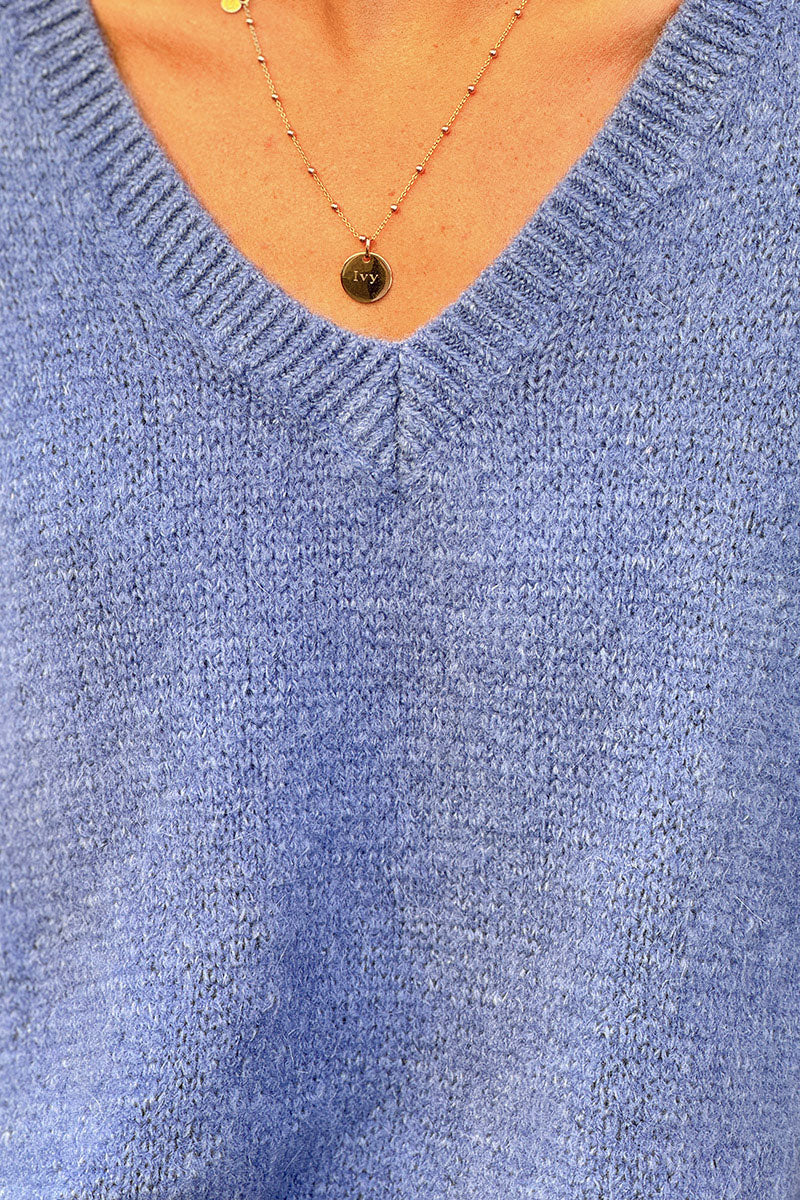 Pull sans manches large et moelleux bleu jean en mohair col v côtelé