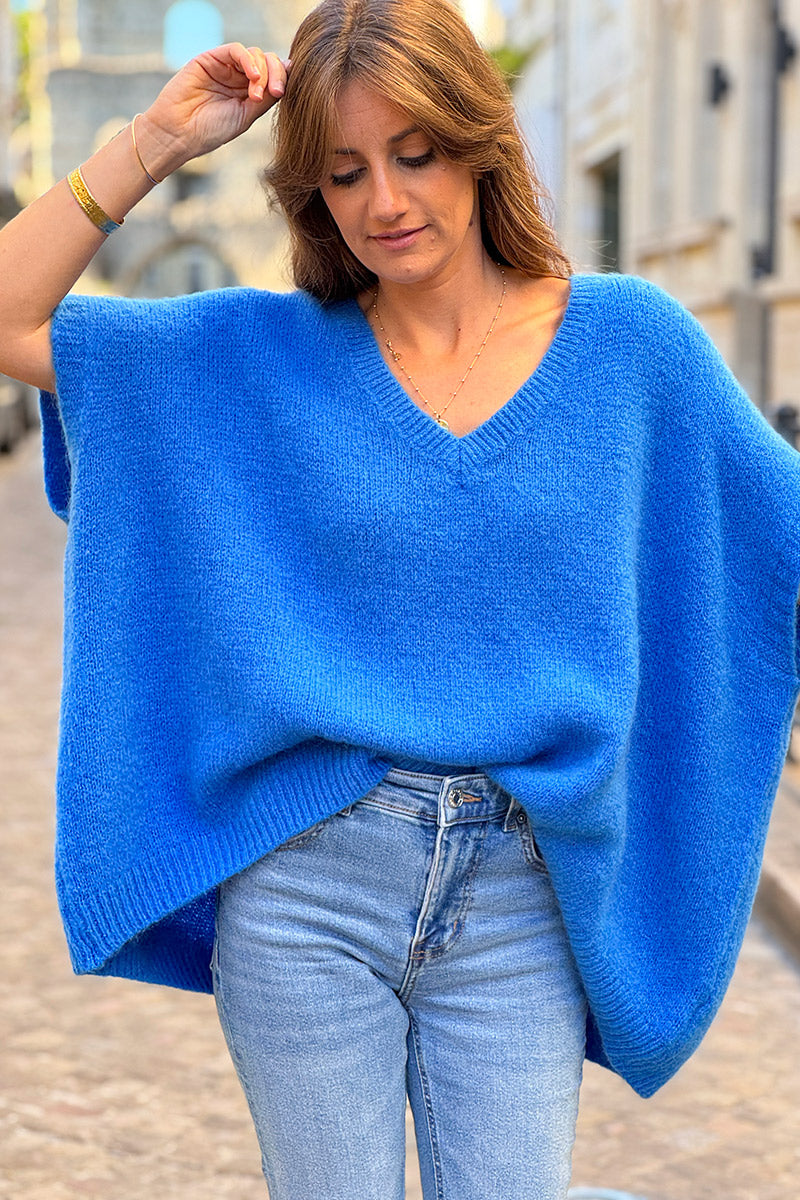 Pull sans manches large et moelleux bleu roi en mohair col v côtelé