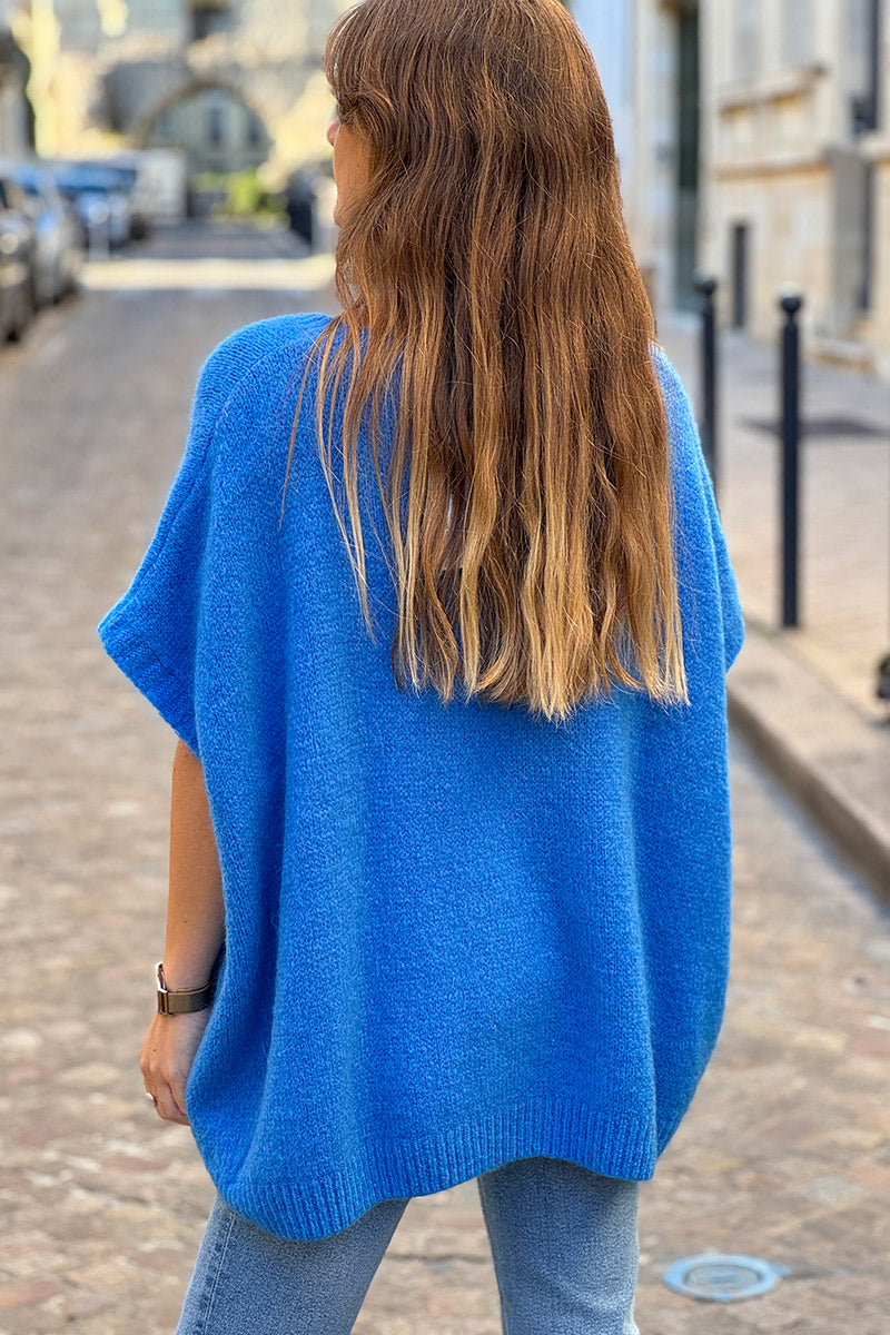 Pull sans manches large et moelleux bleu roi en mohair col v côtelé