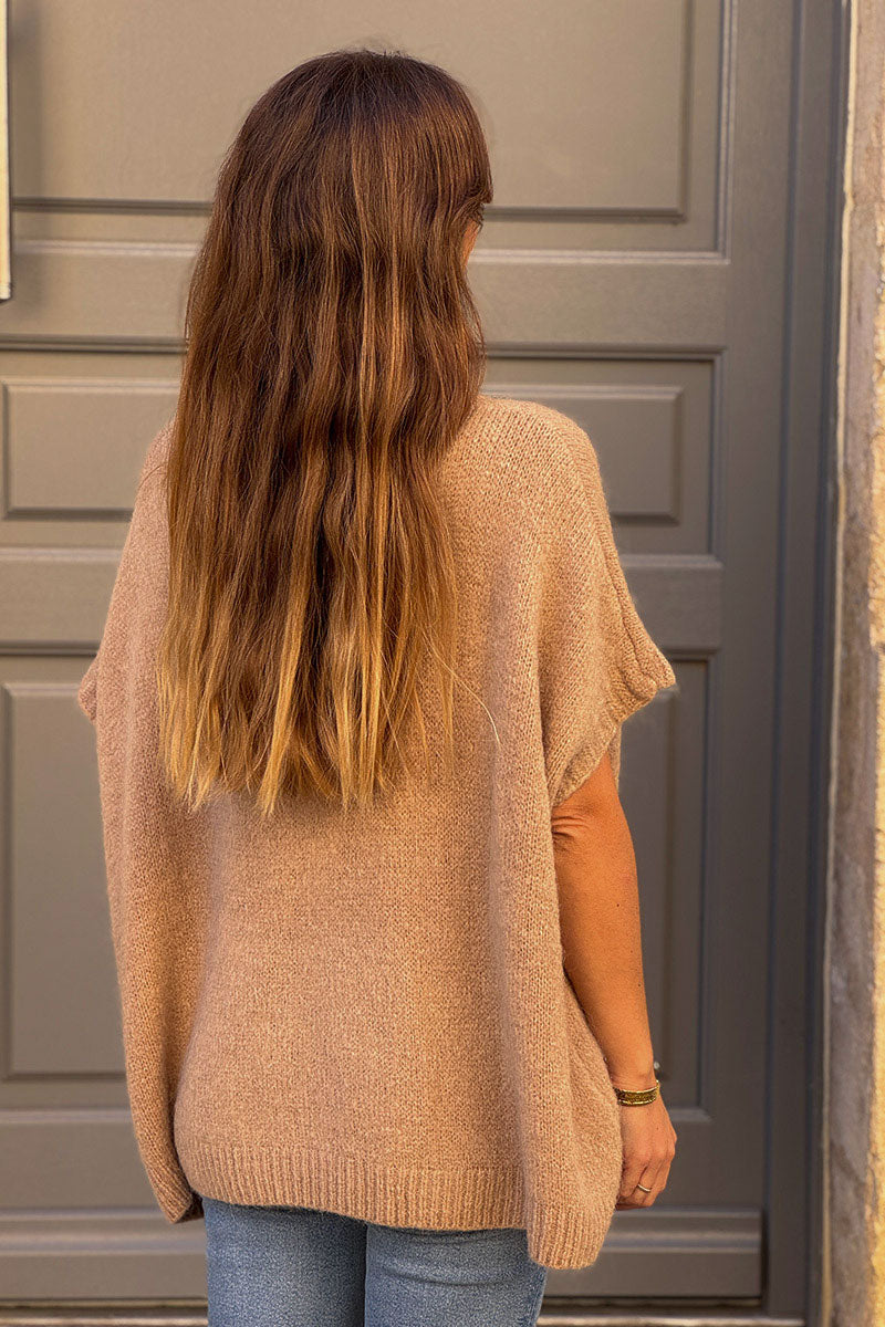 Pull sans manches large et moelleux camel en mohair col v côtelé