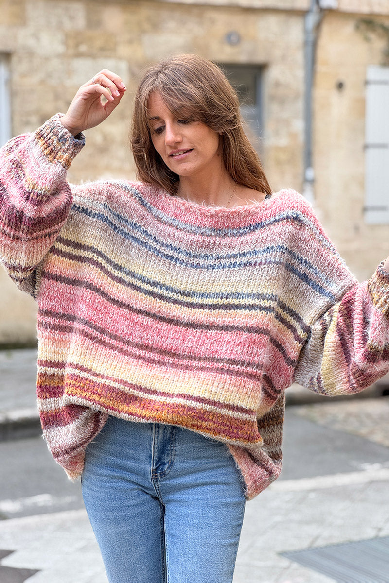 Pull tout doux marron terracotta en grosse maille rayures colorées col bateau