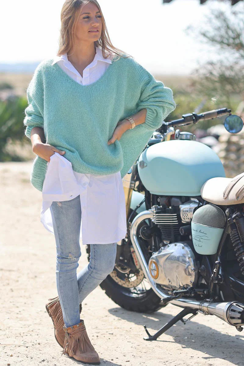 Water green mottled Woollen v-neck Jumper with Batwing sleeves