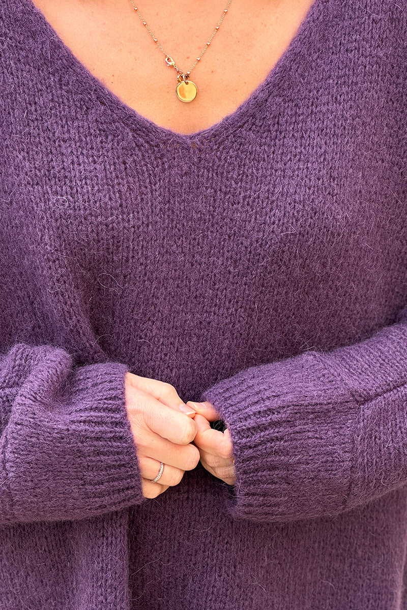 Pull violet chiné en maille col v manches chauve souris