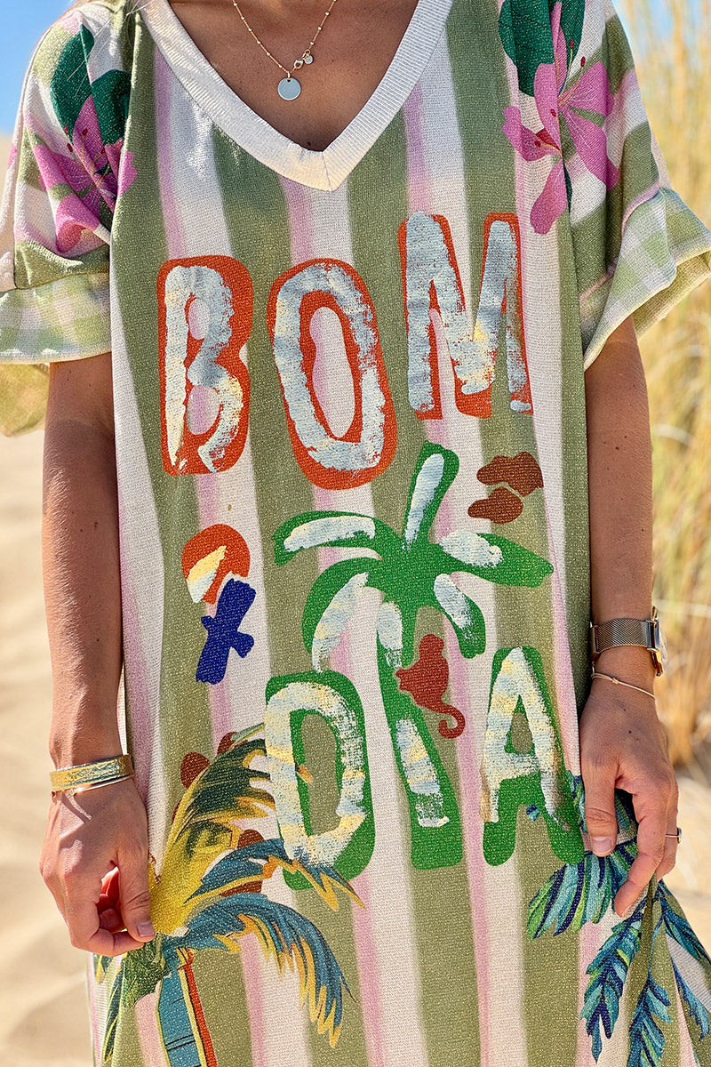 Robe brillante et large imprimé Bom Dia rayures vertes palmiers colorés