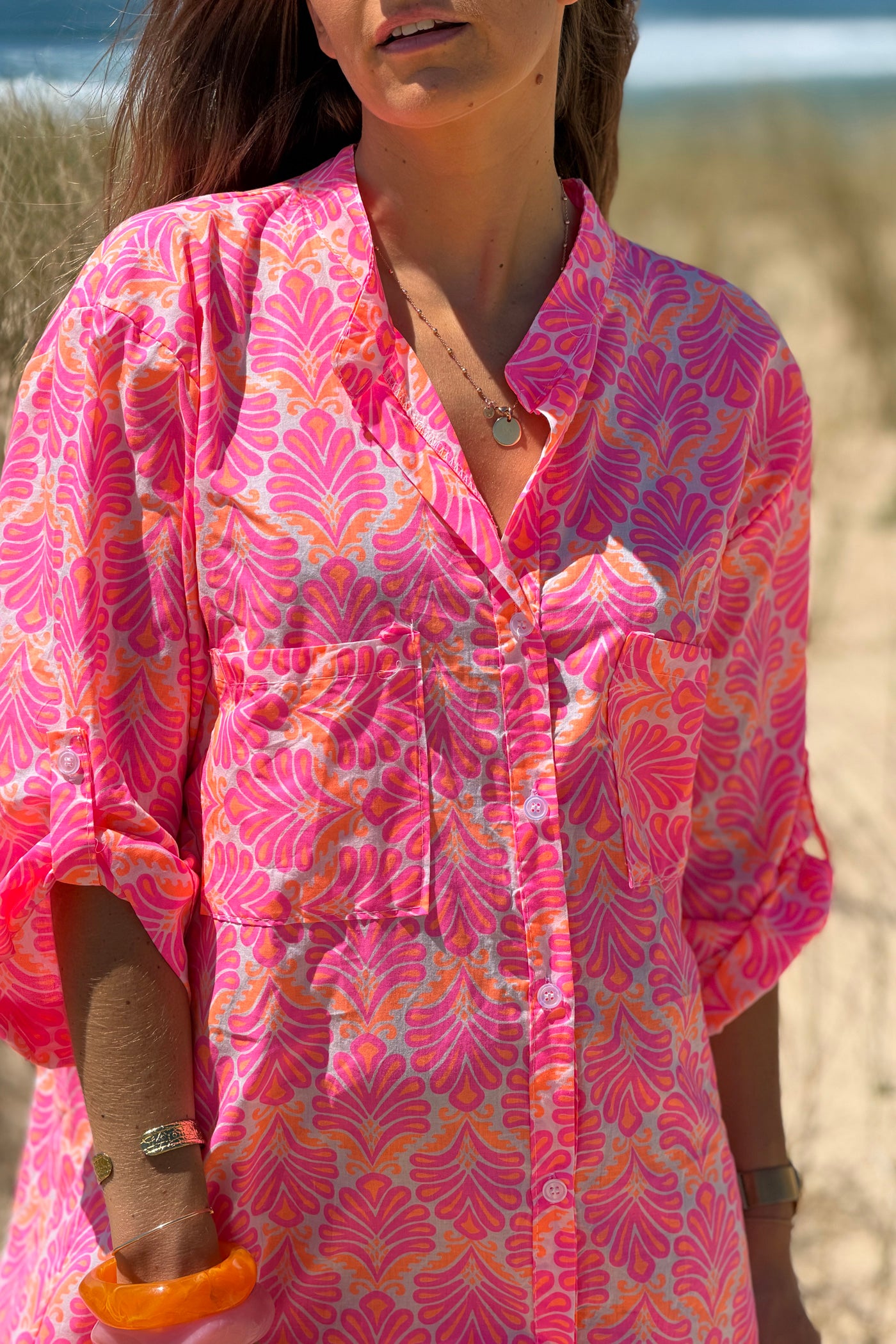 Robe chemise en coton imprimé lys rose fluo
