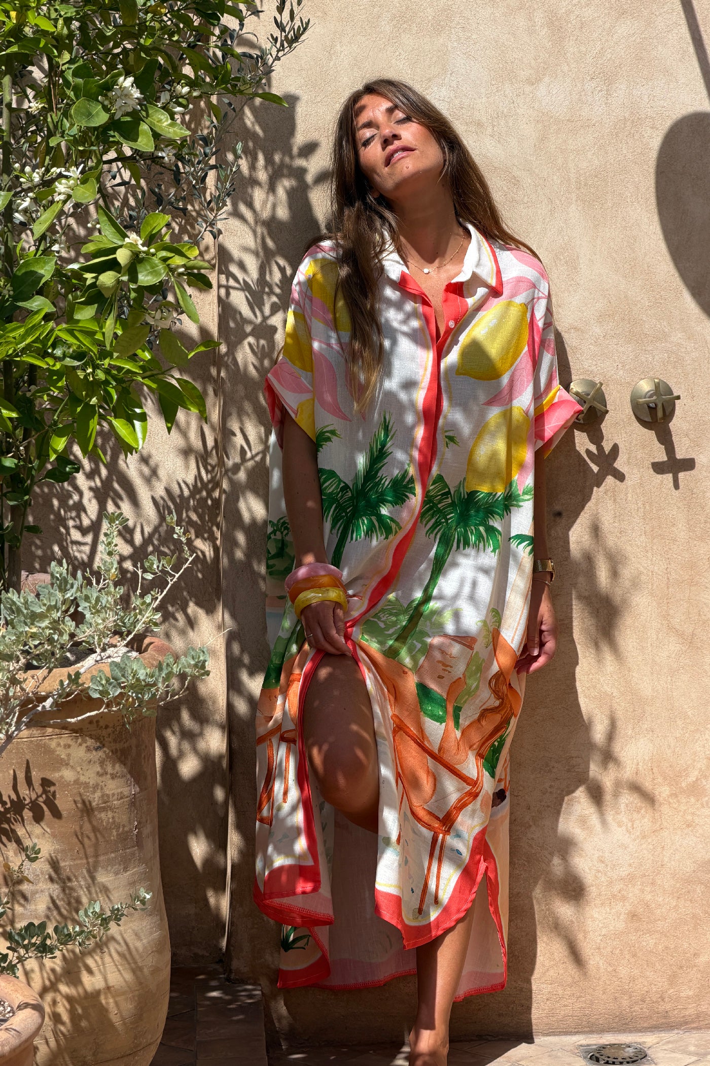 Robe chemise longue et large en coton imprime Vacances surfeurs et citrons