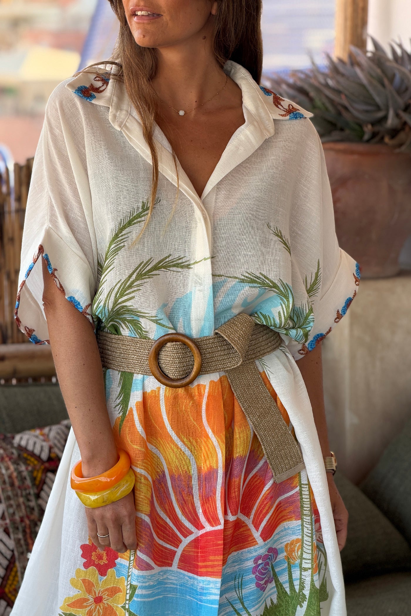 Robe chemise longue et large en coton imprimé sunset tropical