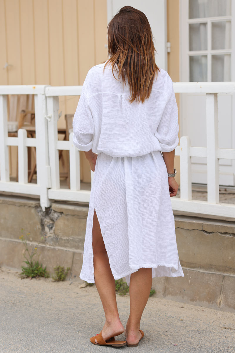 Robe chemise longue fendue en gaze de coton blanc H133 (1)