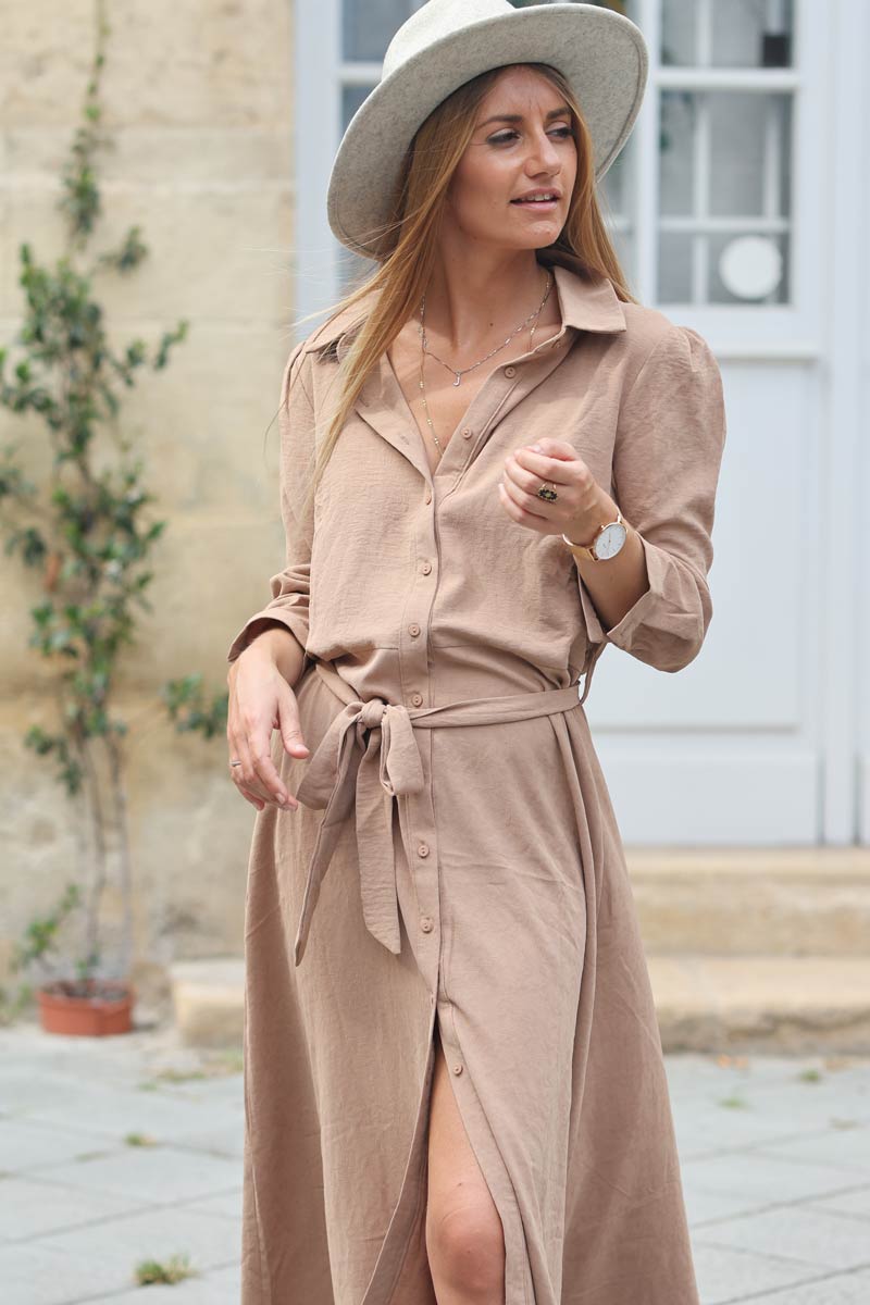 Robe chemise uni camel motif fleurs en relief E203 (1)