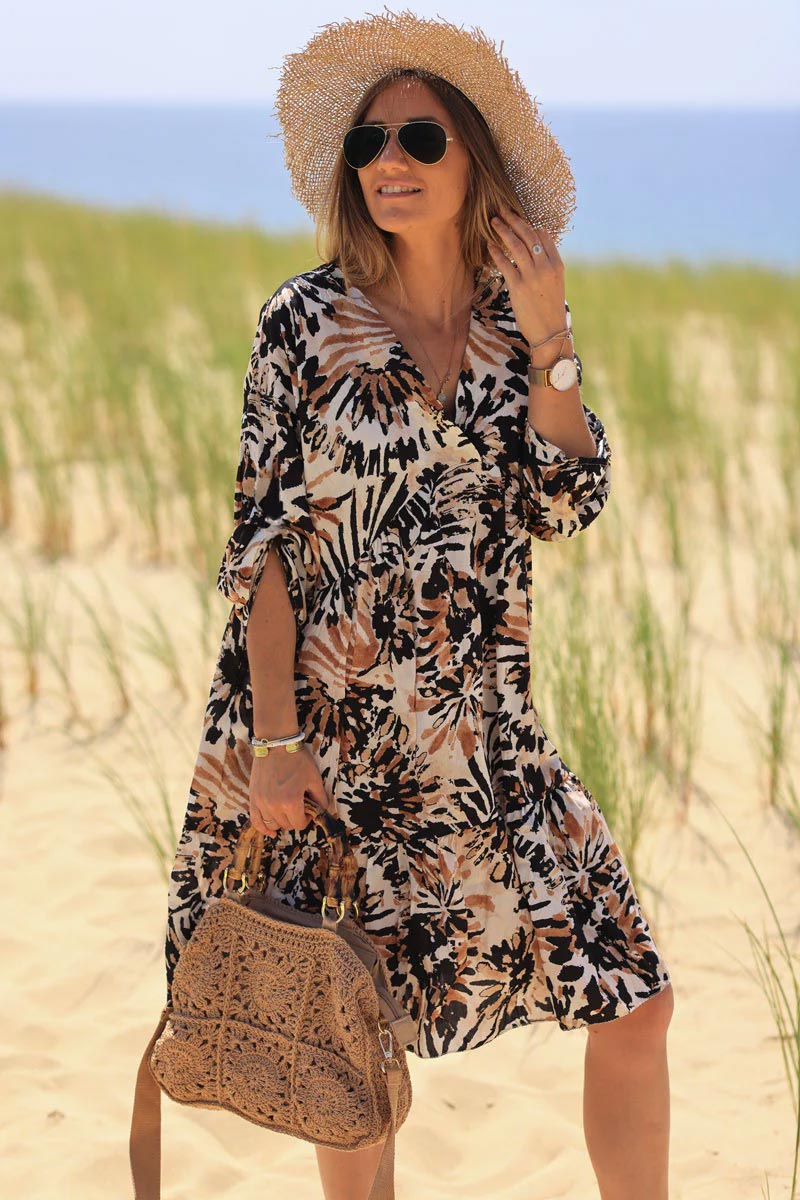 Robe fluide col v imprimé fleurs aquarelle noires et camel